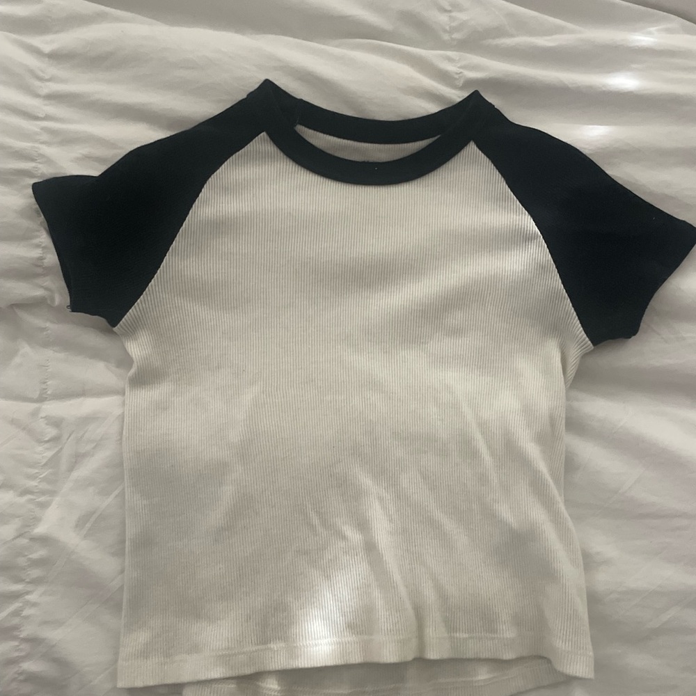 Brandy, Melville shirt